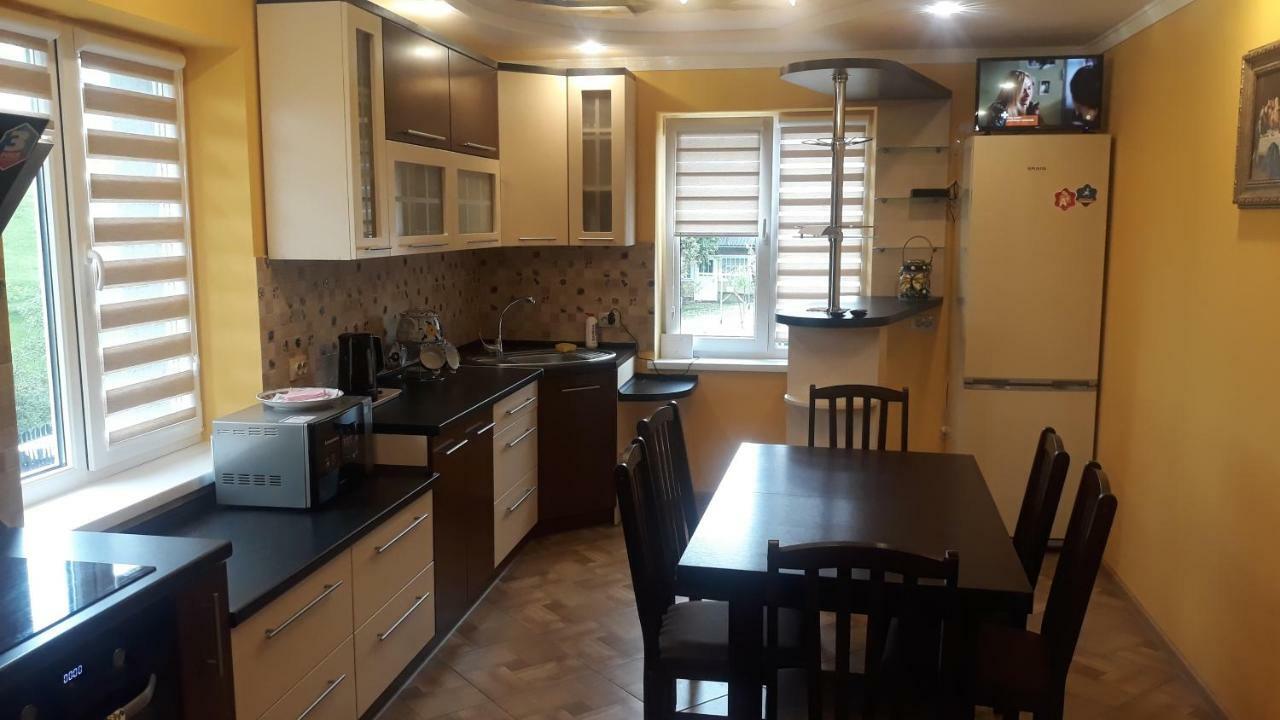 Bee House Поляниця Апартаменти Bukovel Exterior photo